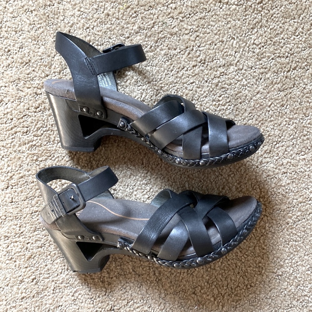 Dansko size 37 (size 7) Black sandals. Great condition
